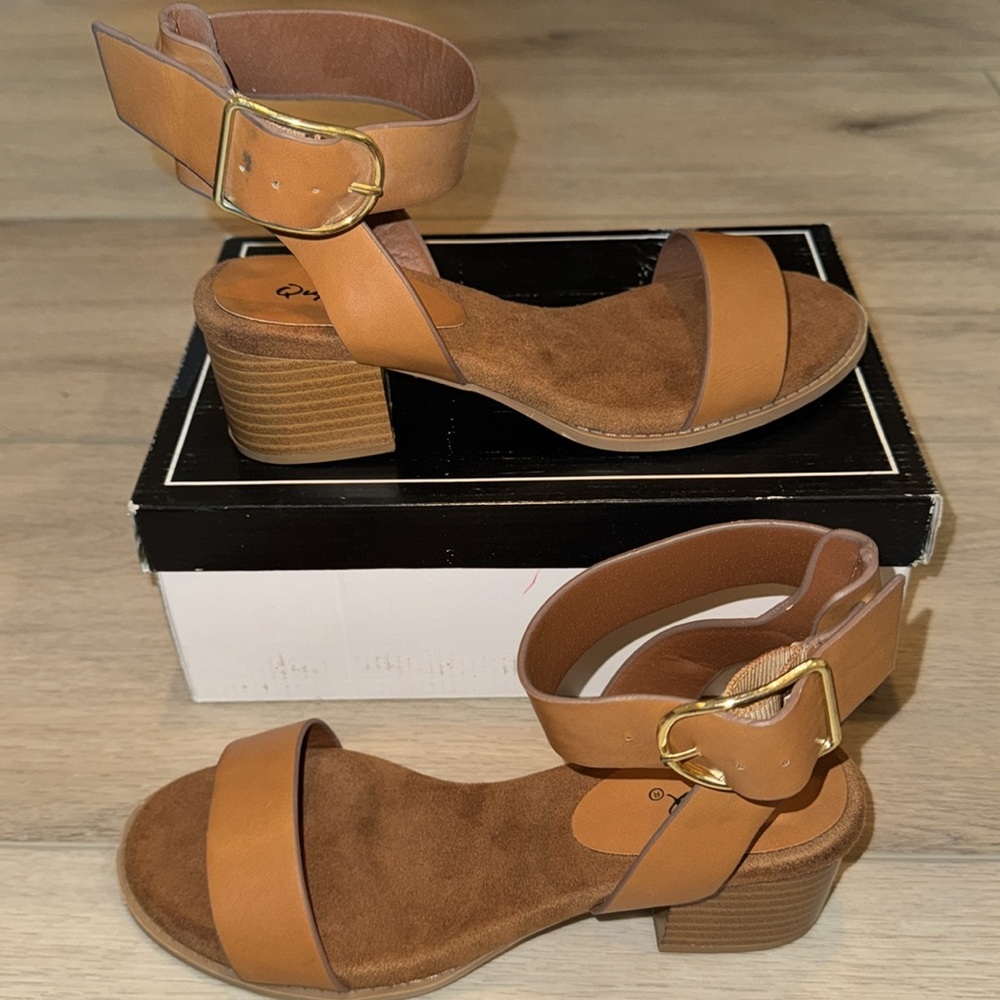 Qupid Tan Ankle Strap Sandals - Picture 5 of 8